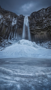Why are there many waterfalls in Iceland 9