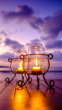 International-Candles