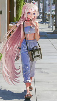 街拍女孩休闲风