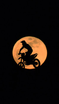 Super blue moon
