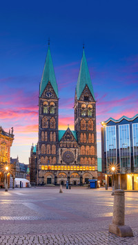 Germany with historic Square with Bremen Cathedral