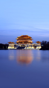 琉璃重檐的建筑史诗