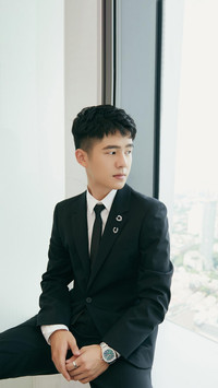 青年演员 刘昊然