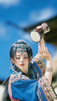 杨超越演绎楼兰少女