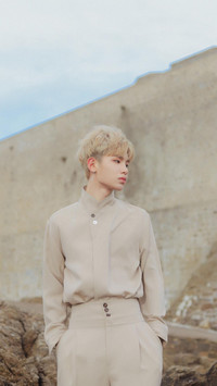 黄明昊
