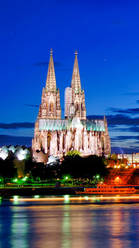 Cathedral and Hohenzollern Bridge - Cologne/Köln, Germany