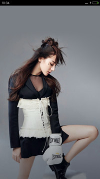 迪丽热巴【多锁屏+全图标+自由桌面】V8