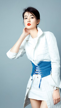 乔欣抢镜牛仔LOOK
