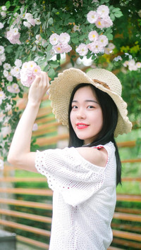 草帽如何显脸小