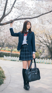 水瓶女的“倔强”