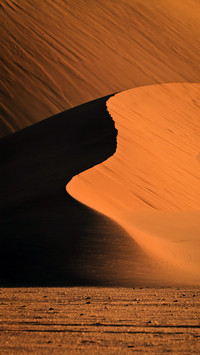 Pure desert