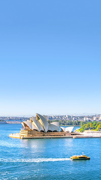 A busy morning around the Sydney Opera House