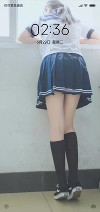 女生背影
