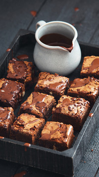 Brownie with hot chocolate topping