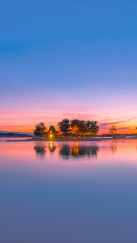 View of a cabin by the lake in Ontario Canada