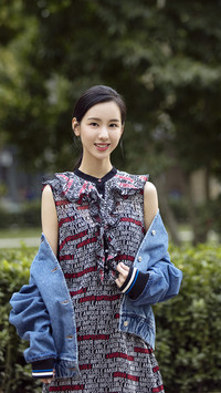 陈都灵