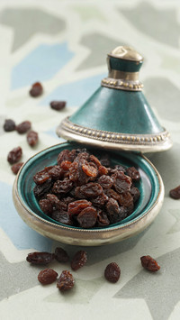 Have some raisins before going to bed