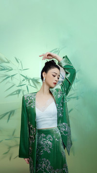 蒋欣的“演绎之旅”