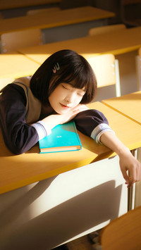 学生时代的美少女
