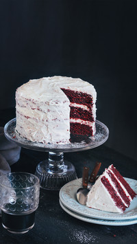 Teach you to make delicious red velvet cake 8