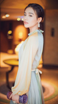 马思纯