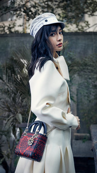 杨颖