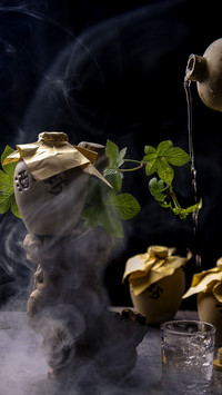 白酒的滋味，又苦又辣