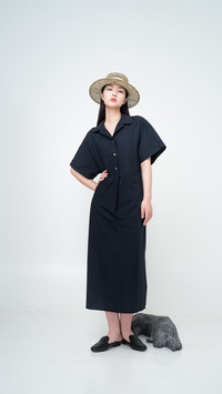 亚麻连衣裙
