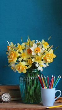 Do not raise these 6 indoor flowers