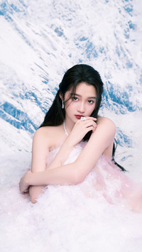 行走的衣架子关晓彤