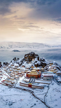 Breathtaking cliff buildings