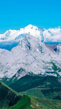 层峦叠嶂揽尽山河