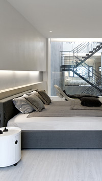 These beds are too flashy 80