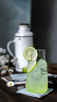 Benefits of a glass of Lemonade every day 9