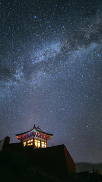 星空下-【视觉中国】