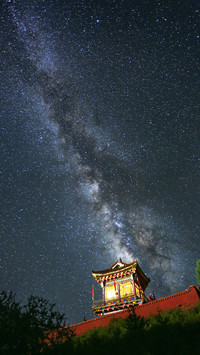 星空下-【视觉中国】