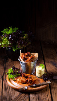 Family edition delicious roasted chicken wings