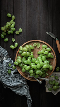 Grapes cannot be eaten with anything 51