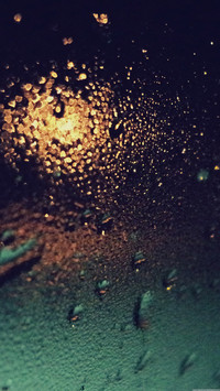 玻璃雨滴