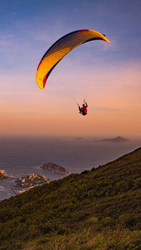 Hong Kong Dragon's Back Summit Hang Gliding
