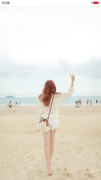 陪她一起旅行