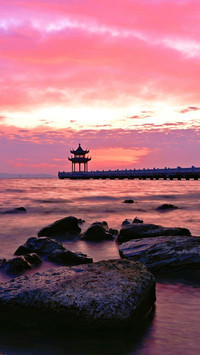The morning glow at the wanghu pavilion