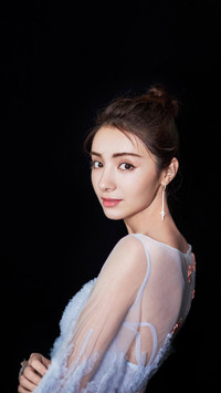 最美“香妃”麦迪娜
