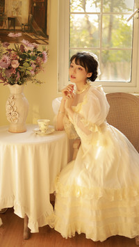 Girl in ancient wedding dress© HuangQiao