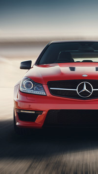 奔驰C63 AMG