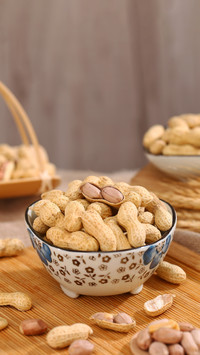 Peanuts make soybean milk which is very delicious