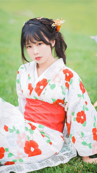 绿草茵茵
