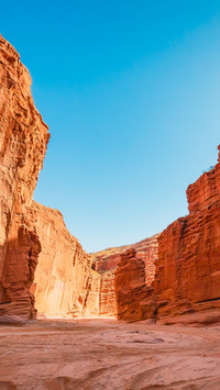 Tomur grand canyon