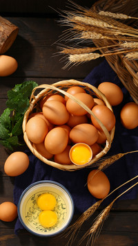CCTV unveils free egg scam 01