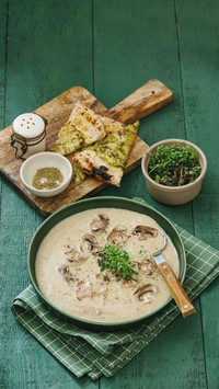 Falling in love with mushroom soup in one bite